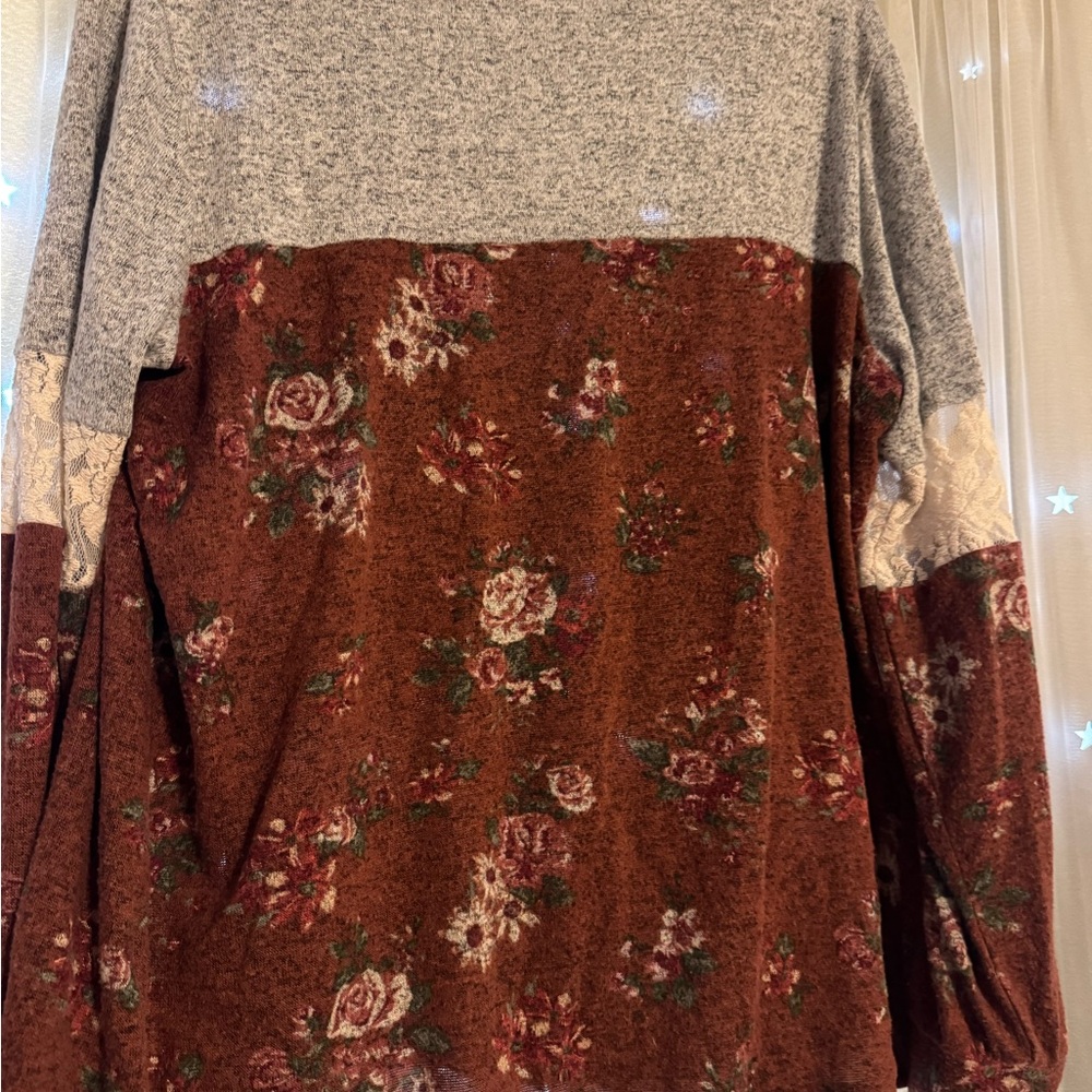 Rewind Floral Sweater - Gray and Rust Floral